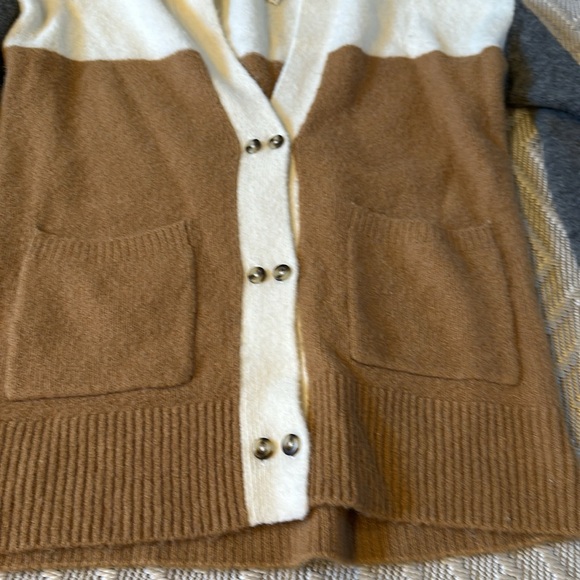 Madewell Allston Double-Button Cardigan Sweater in Colorblock *NWT - Picture 6 of 9
